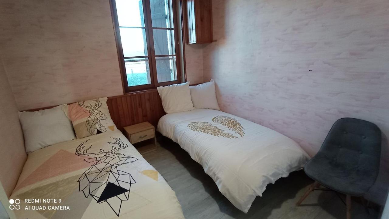 Maison De Ferme Au Calme Jusqu'A 10 Personnes Gannay-sur-Loire Buitenkant foto